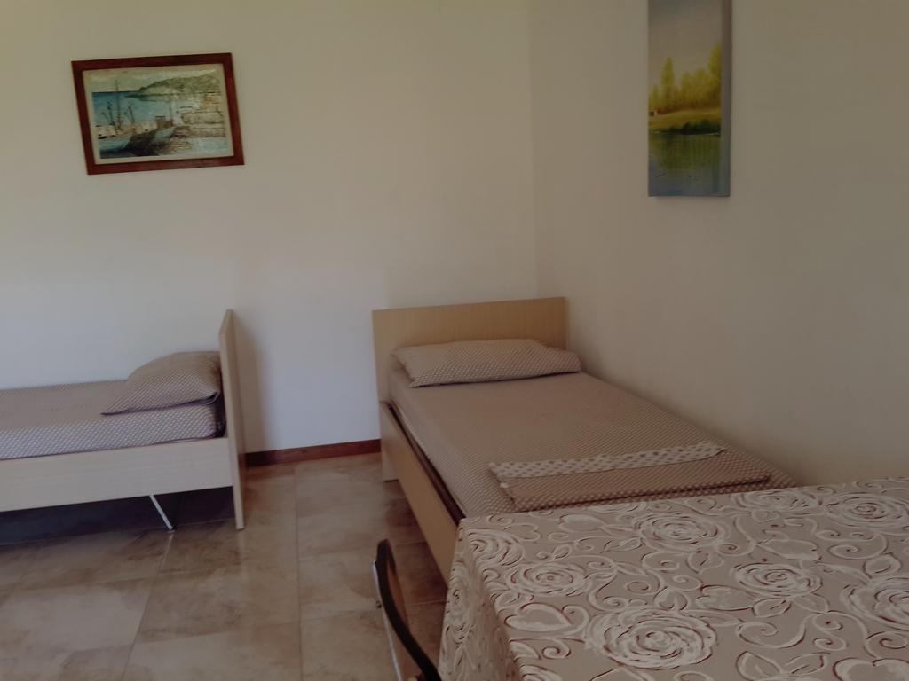 Velaj Apartments Орикум Экстерьер фото